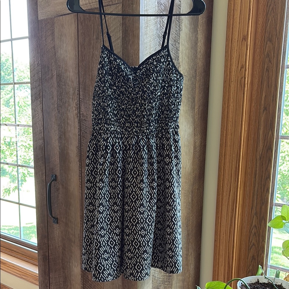 Black and White Sleeveless Mini Sundress